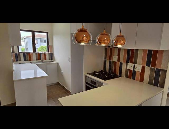 2 BEDROOM APARTMENT FOR SALE IN SHEFFIELD BEACH